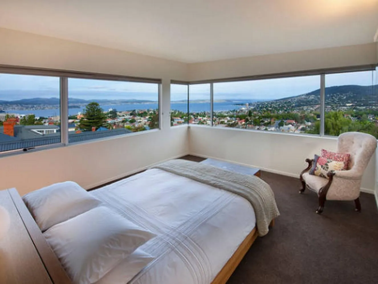 Library House Villa Hobart Australia